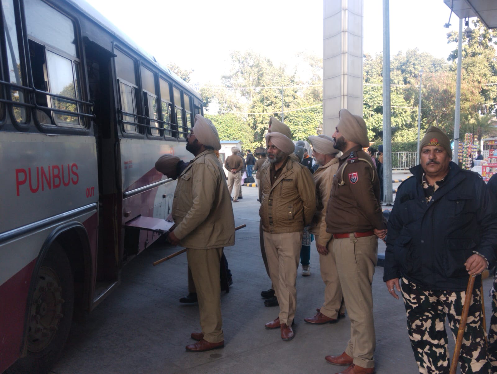 26 जनवरी गणतंत्र दिवस के उपलक्ष्य में सुरक्षा व्यवस्था को मजबूत करने के लिए मोहाली पुलिस ने व्यापक चेकिंग अभियान चलाया।